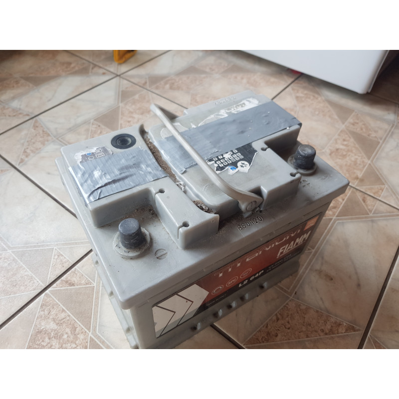 Akumulator Fiamm L2 64P 12V 64AH 610A po regeneracji